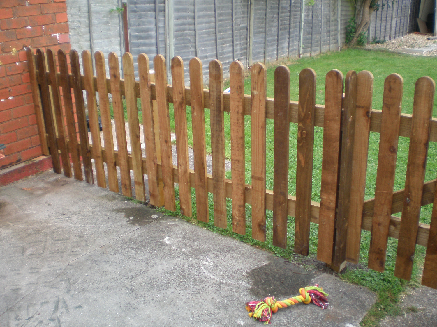 Picket Fence & Gate - Front